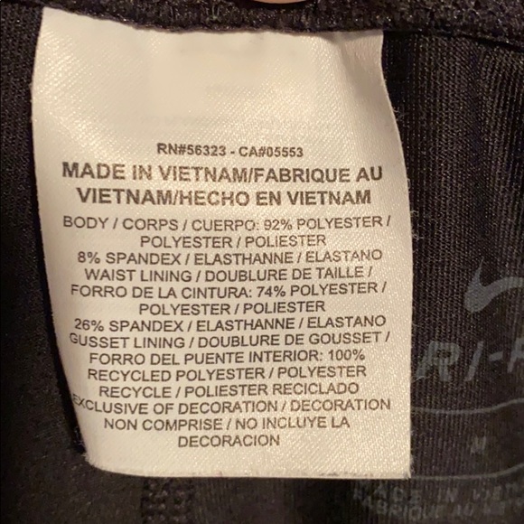 Nike Yoga Pants - Picture 7 of 8